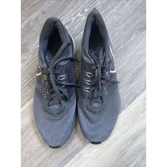 NIKE Zoom Strike AJ0189-002 Dark Grey White Stealth Black Running Shoes SZ:8 Men - Picture 3 of 8